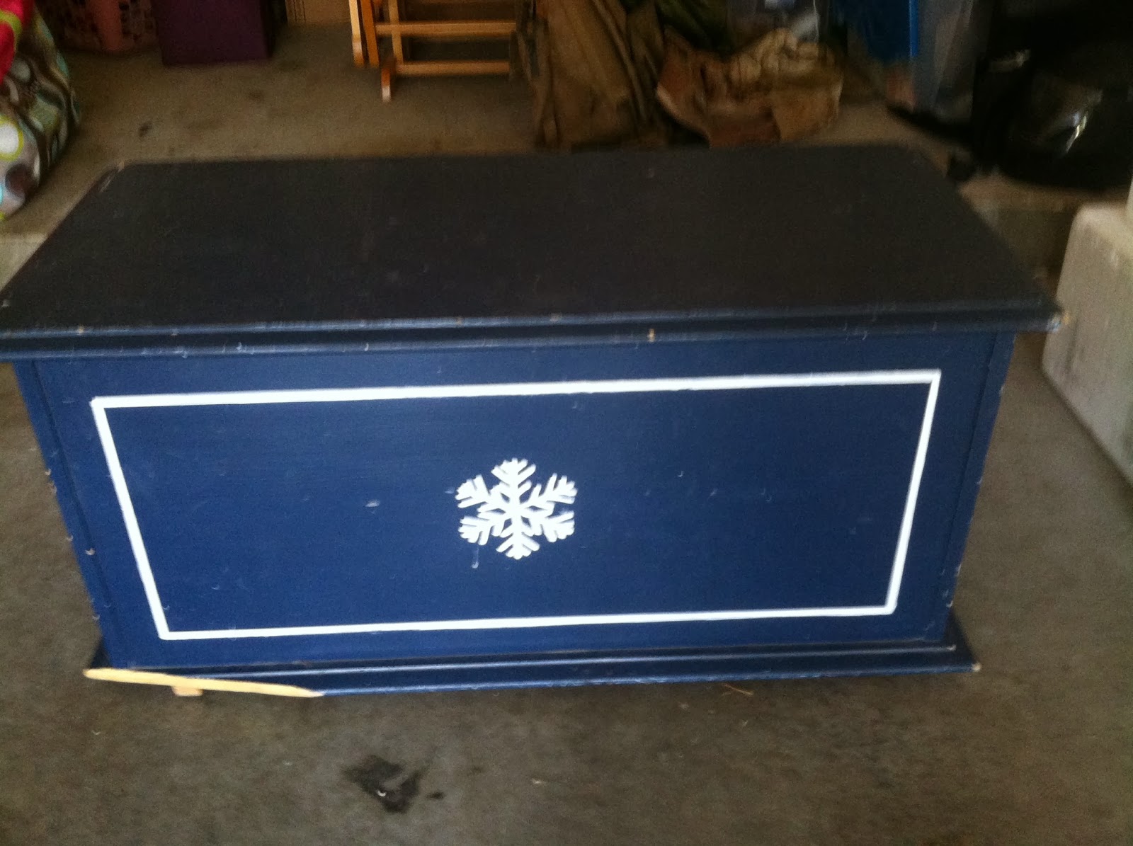 BusyBailey Train Toy Chest